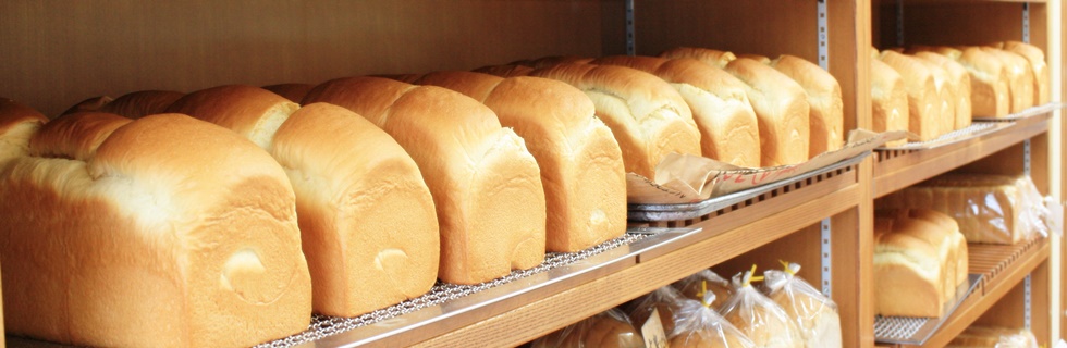 浦添市伊祖学園通りベーカリーアルペンローゼ１