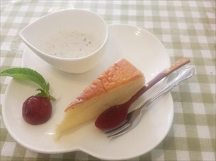 与那原町東浜でランチならキッチンクローバー