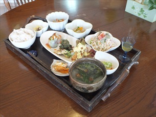 与那原町東浜でランチならキッチンクローバー