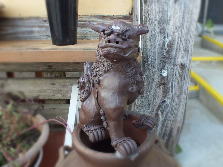 八重瀬町友寄の餃子のお店川のすばぁ