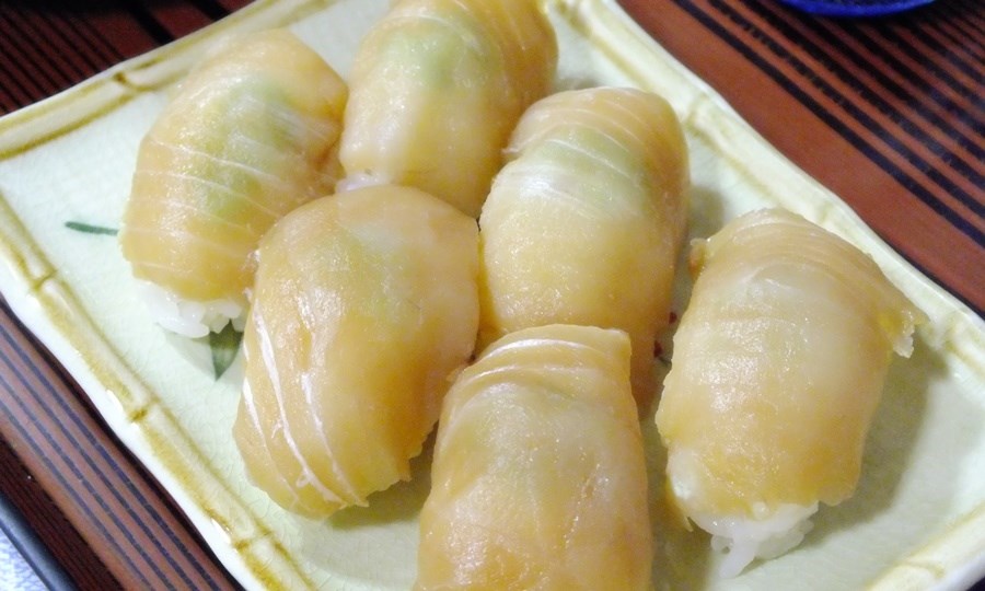 豊見城市豊見城大東寿司専門店まっぴー１