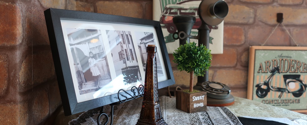 マルミハウスの店内のアンティーク